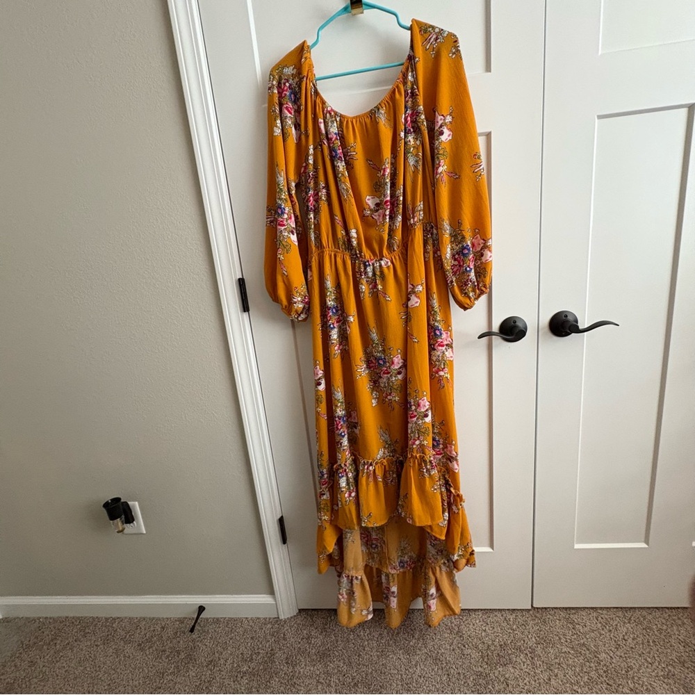 High/low, yellow, floral, 3/4 sleeve fall dress! Worn once, EUC, school, teacher